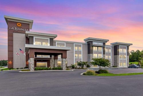 La Quinta by Wyndham Cullman in Cullman, USA