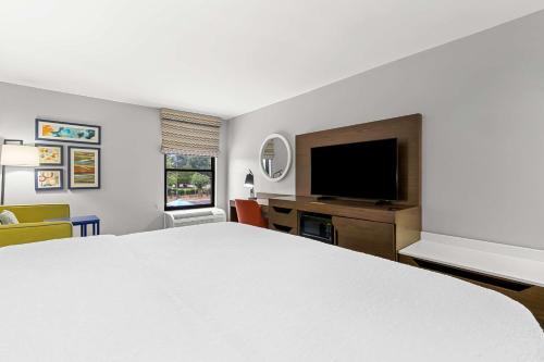 Hampton Inn Florence Midtown - image 13