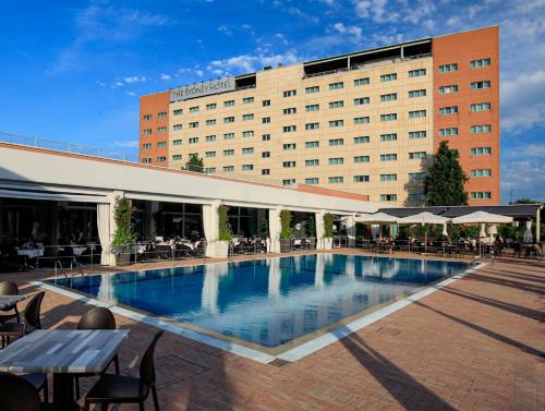 The Sydney Hotel, Bologna