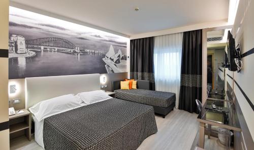 Deluxe Room image 2