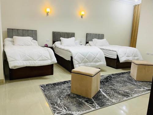 golden mask pyramids view