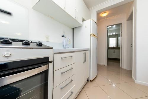 Apto com piscina próximo a praia MR2318 (Apto com piscina proximo a praia MR2318) in มอร์โร ดาสเปดราส