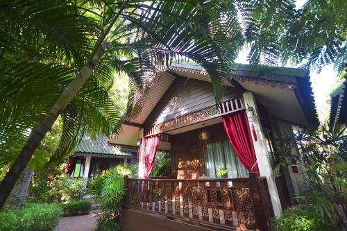 Thai Thai Sukhothai Guesthouse