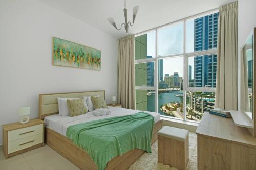 Aesthetic 2BR with Marina Waterfront View, Dubai (Foto 3)