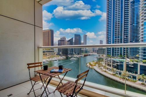 Aesthetic 2BR with Marina Waterfront View, Dubai (Foto 4)