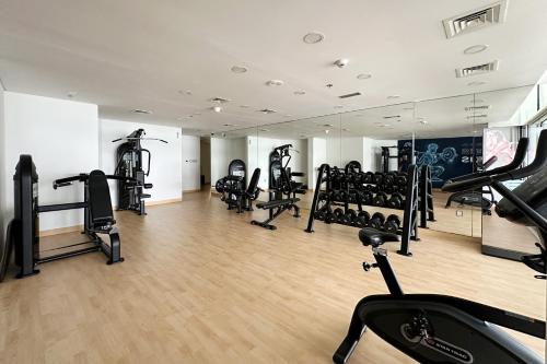 Livbnb-Tranquil 1B Steps to PalmBoardwalk Sea View, Dubai (photo 9)
