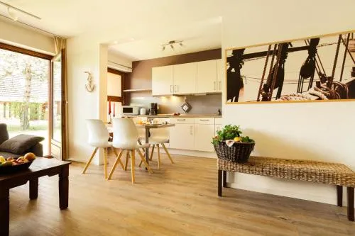 Sky & Sand Homes Riekes Kajüte I Zentrale Wohnung mit Terrasse & Boxspringbett in St. Peter-Ording, Deutschland