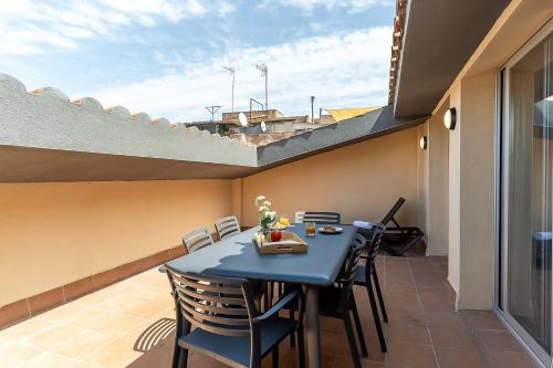 4238 - AB Duplex Santa Coloma 3 II-I 2