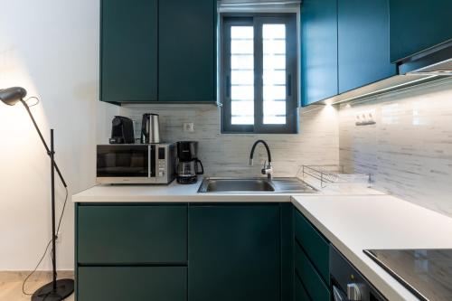 Elvis 2-Bedroom Apartment in Athens - main image
