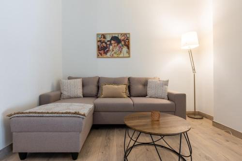 Elvis 2-Bedroom Apartment in Athens, Athen