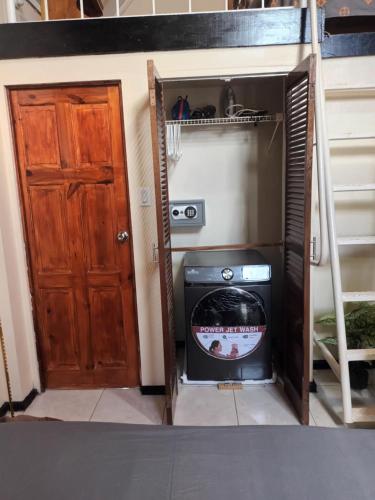 Oceanfront Condo w/ FREE Parking + High Speed Wifi, Negril (Foto 7)