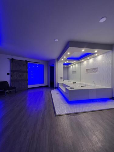 Imperial Suites Adults Only - image 9