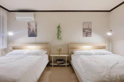 House9 , room3, queen bed4 ,elevator O , hills X, stairs X , 4min from subway and bus station,exclusive space, Seoul (photo 3)