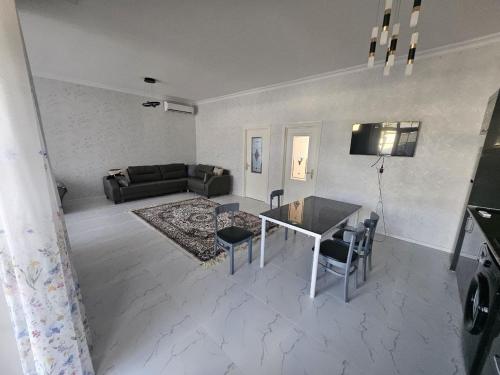 Sweet Home Sweet Home