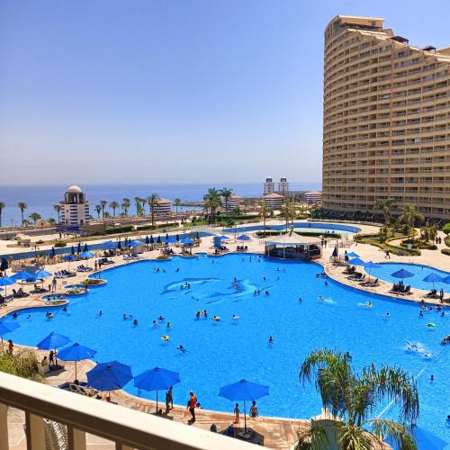 Apartments Porto sokhna pyramids Family Only