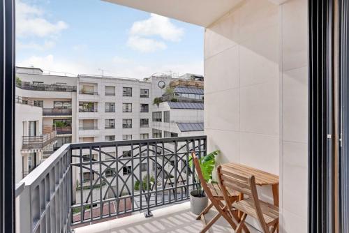 Sleek & Refined Apartment - Levallois-Perret - image 6