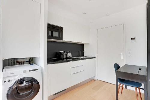 Sleek & Refined Apartment - Levallois-Perret - image 7