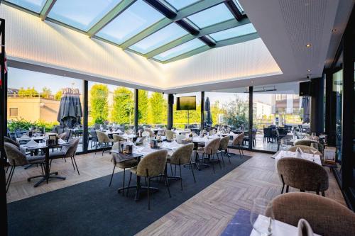 مطعم, فندق كونجرس مونز فان دير فالك (Congres Hotel Mons Van der Valk) in مونز بيرجن