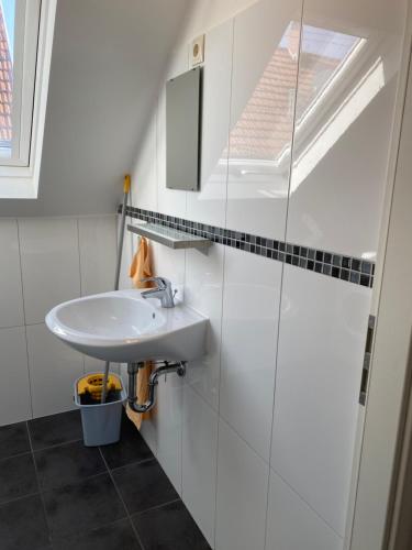 Wohnung mit 3 Schlafzimmer für maximal 5 Personen, Ludwigshafen am Rhein (foto 4)