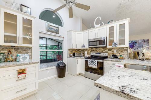 Family-Friendly North Lauderdale Home with Grill! in North Lauderdale, USA