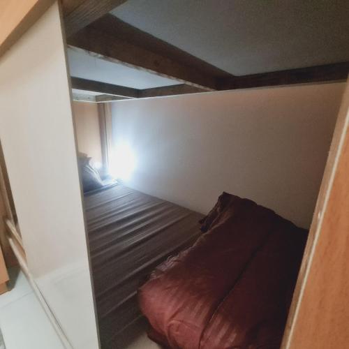 LA Gold hostel capsule men's LA Gold hostel capsule men's