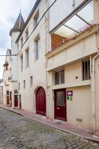 Beaune Sweet Home - image 8