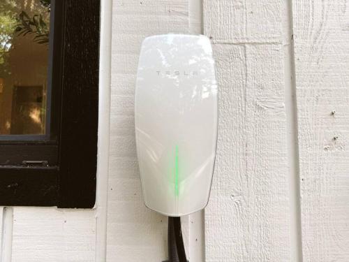 Woodland Reserve - Mini Golf, Home-Gym, and More! Only 10 Minutes from Downtown Woodland Reserve - Mini Golf, Home-Gym, and More! Only 10 Minutes from Downtown