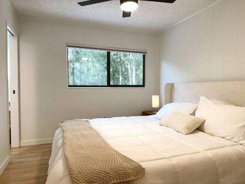 Woodland Reserve - Mini Golf, Home-Gym, and More! Only 10 Minutes from Downtown Woodland Reserve - Mini Golf, Home-Gym, and More! Only 10 Minutes from Downtown