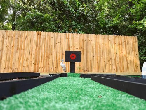 Woodland Reserve - Mini Golf, Home-Gym, and More! Only 10 Minutes from Downtown Woodland Reserve - Mini Golf, Home-Gym, and More! Only 10 Minutes from Downtown