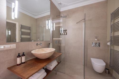 Park Mansion Hotel - image 4