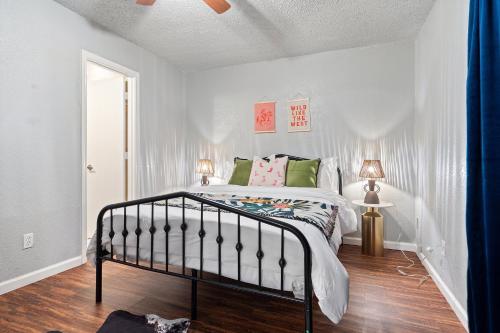 4bd Near Airport & Downtown - Volleyball - Games in Irving, USA