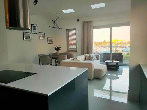 2 bedrooms, 3 beds