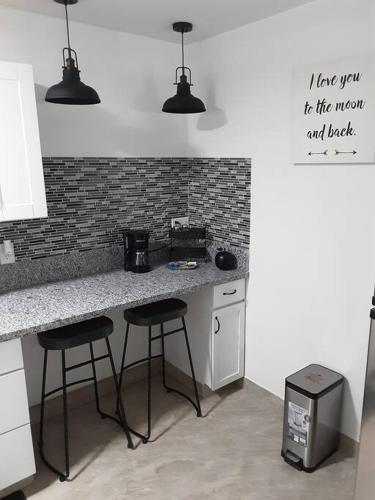 AWESOME PLACe Room Type - One-Bedroom Apartment AWESOME PLACe Room Type - One-Bedroom Apartment