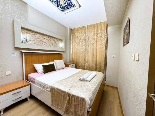 The New Season Apart, Istanbul (fotografie 9)