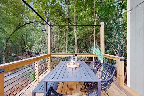 Cozy Lakeview Cottage in 米斯河(NC)