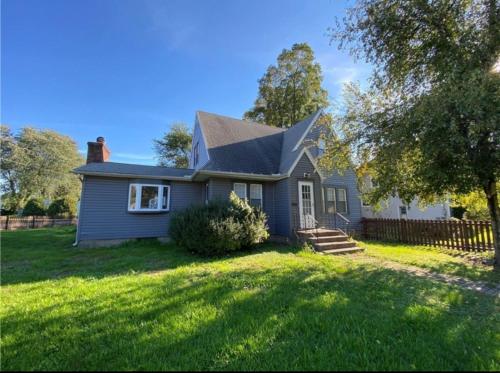 3 Bedroom Home in Town in North East, USA