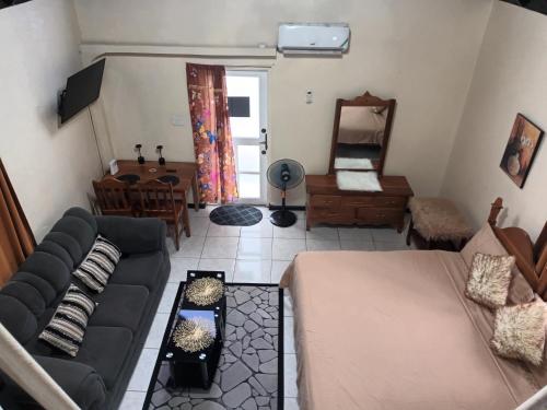 Oceanfront Condo w/ FREE Parking + High Speed Wifi, Negril (Foto 6)