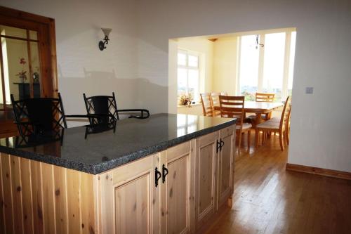 廚房, The Uplands in 斯比達爾