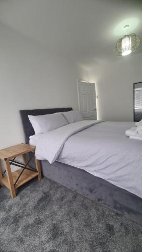 Freshen - up Stays Birmingham Spacious 3-Bed Contractor & Insurance Accommodation Parking Garden, Birmingham (foto 5)