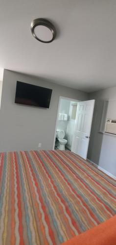Villa Rosa Motel - image 14