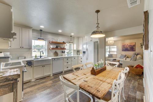 Horses Welcome: Pittsburg Home Near Wineries! in Pittsburg (TX)