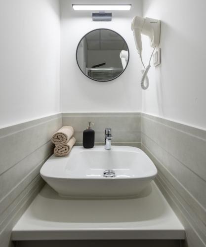 Budapest Holidays Courtyard Room Type - Deluxe Studio