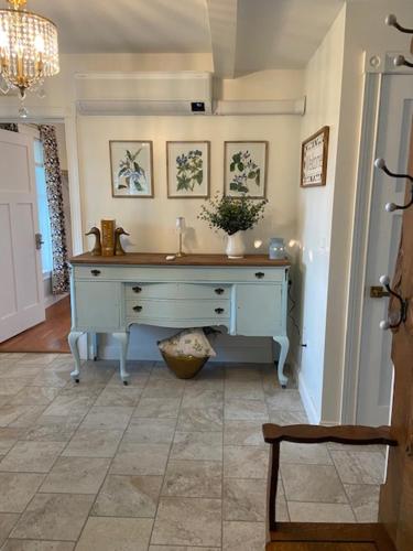 Gray's Manor - Lake Memphremagog in Derby (VT)