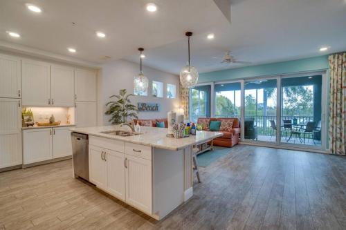 Sunset Seacret by Coastal Chic Vacations in Perico Island, USA