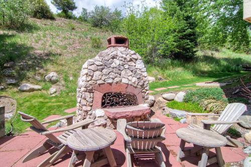 Kiva 325 by East West Hospitality in Beaver Creek, USA