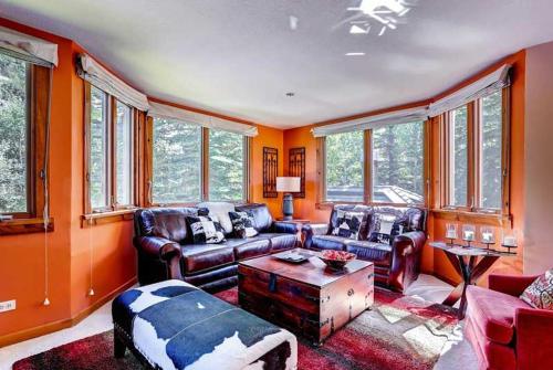 Kiva 336 by East West Hospitality in Beaver Creek, USA