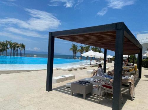 Aria Ocean Luxury Beach & Pool in Nuevo Vallarta in Bucerías, Mexico