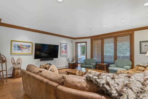 McCoy Peak 305 by East West Hospitality in Beaver Creek, USA