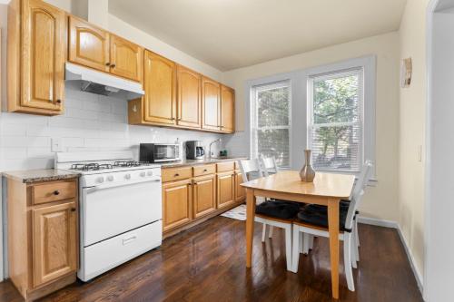 The Cozy Nest close to NYC in East Orange, USA