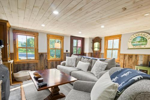 Cozy Two Bedroom Home On Canandaigua Lake in Rushville, USA